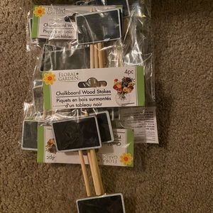 4 pc Chalkboard Wood Stakes